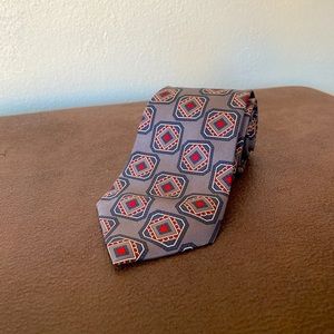 Vintage DAKS Retro Medallion Necktie